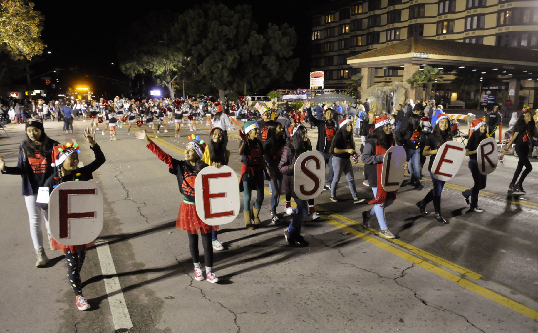 120719 SM Parade of Lights 65.jpg